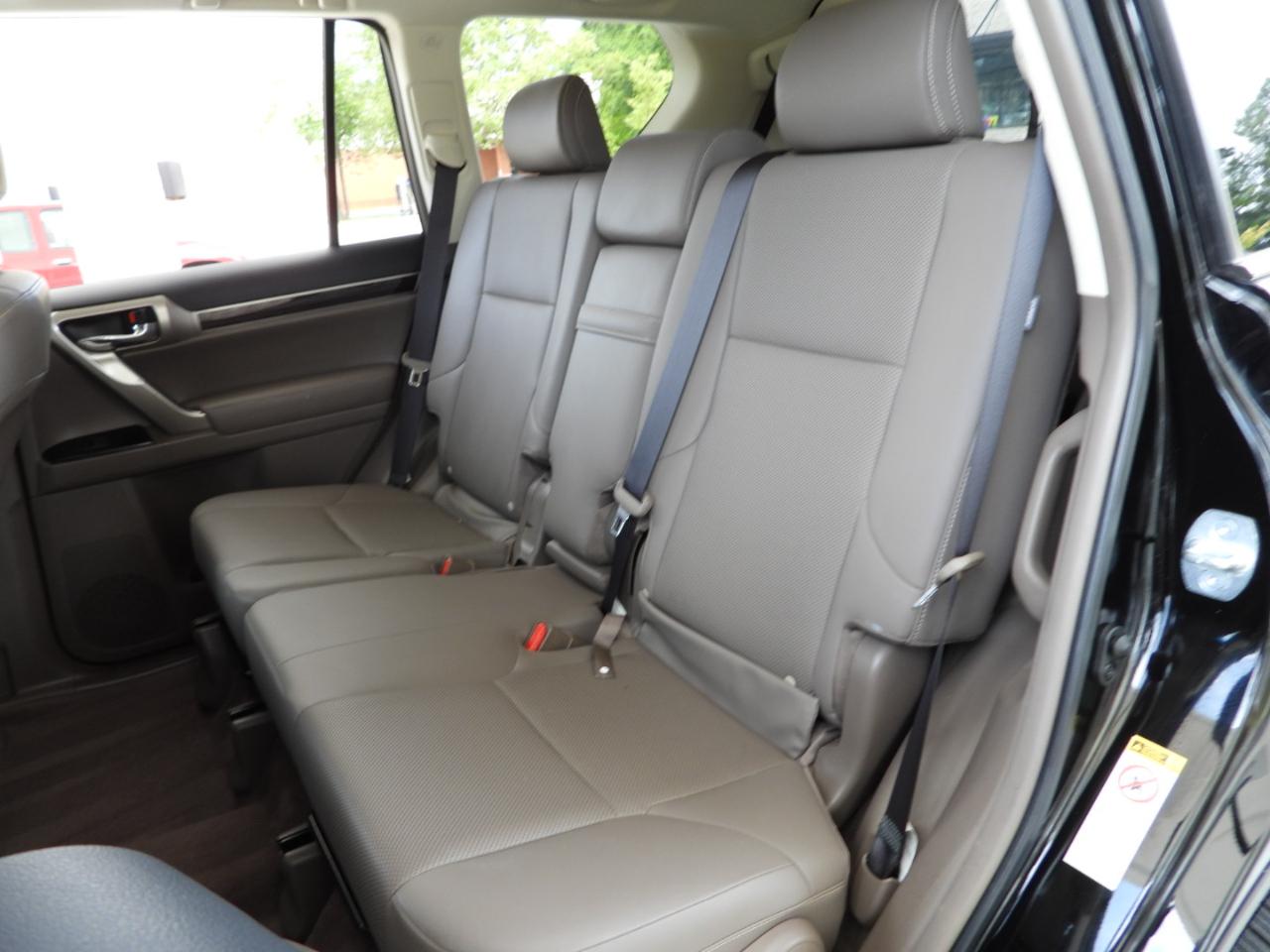 Lexus GX 460 Base 2017