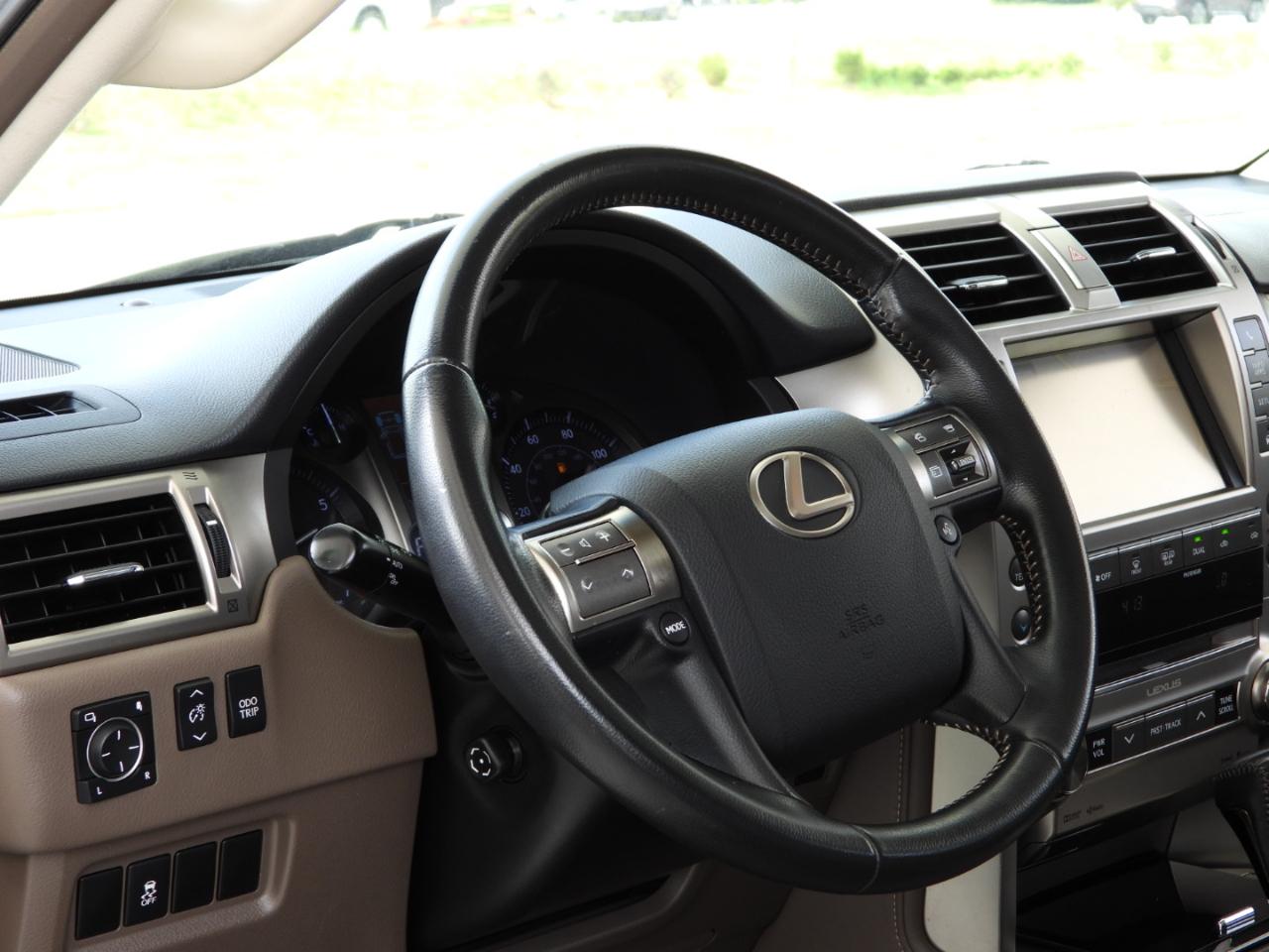 Lexus GX 460 Base 2017