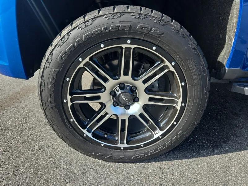 Chevrolet Colorado LT Crew Cab 2WD Long Box 2021
