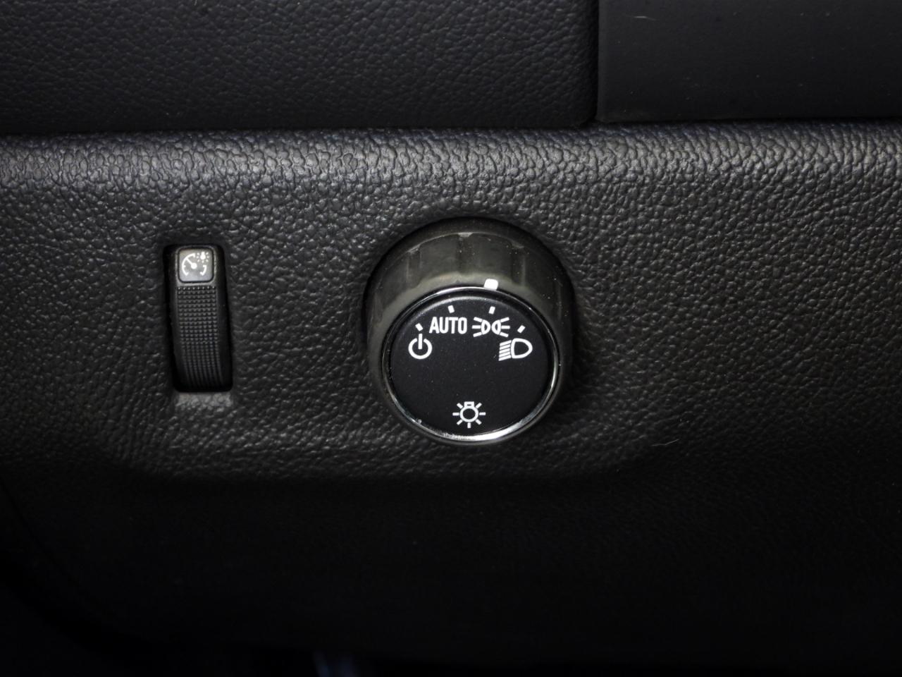 Chevrolet Colorado LT Crew Cab 2WD Long Box 2021
