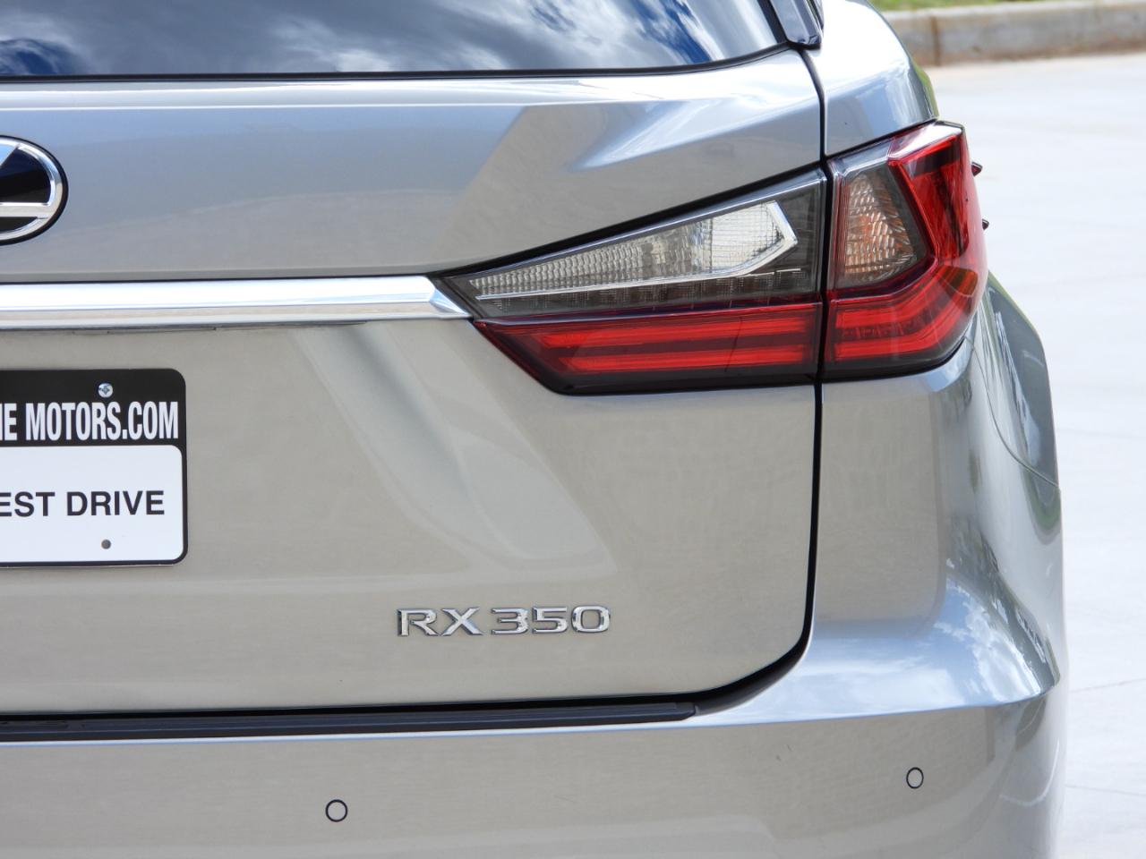 Lexus RX 350 FWD 2020