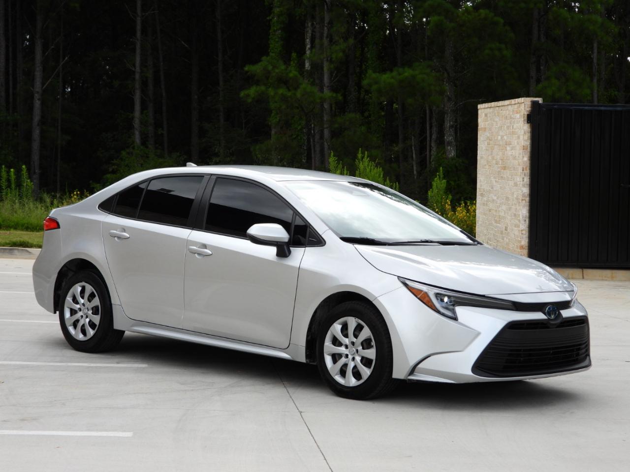 Toyota Corolla Hybrid LE 2023