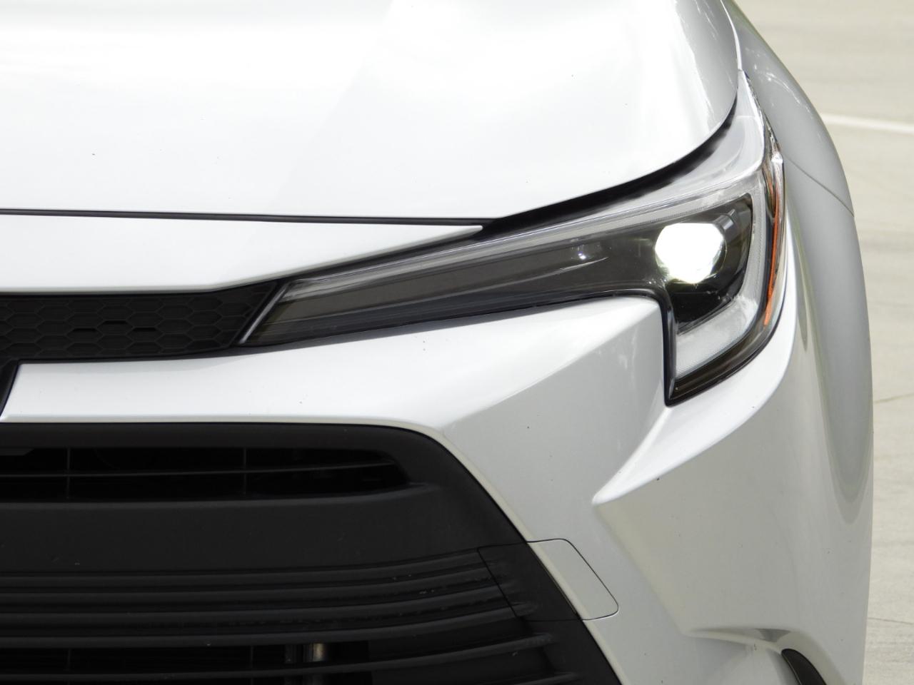 Toyota Corolla Hybrid LE 2023
