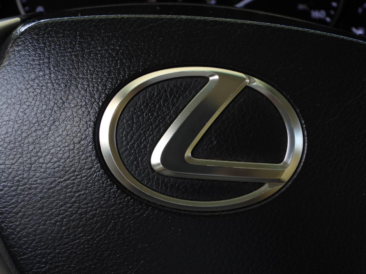 Lexus ES 350 Premium Plus 2013