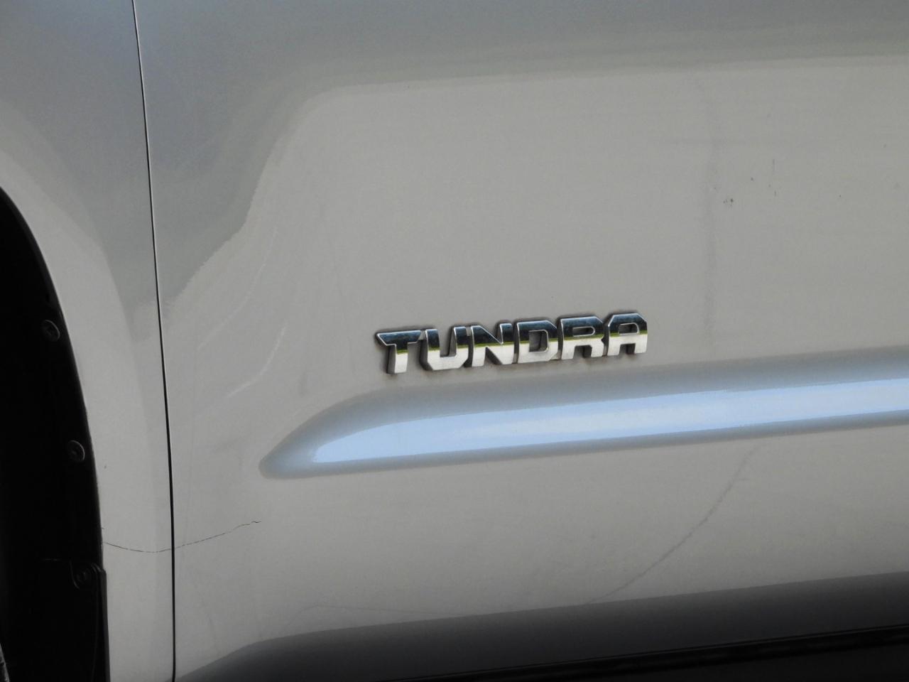 Toyota Tundra SR5 5.7L V8 Double Cab 2WD 2019