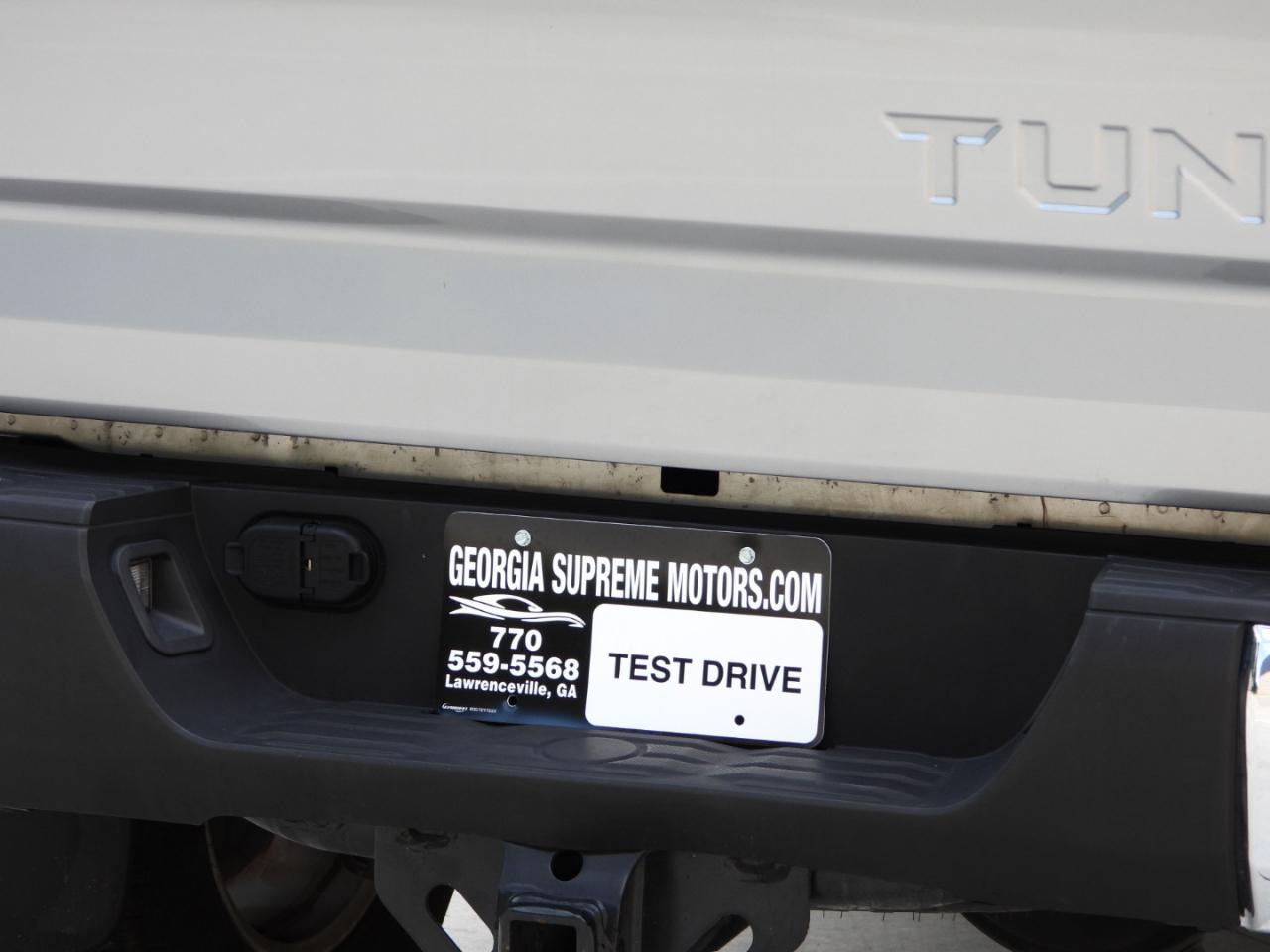 Toyota Tundra SR5 5.7L V8 Double Cab 2WD 2019