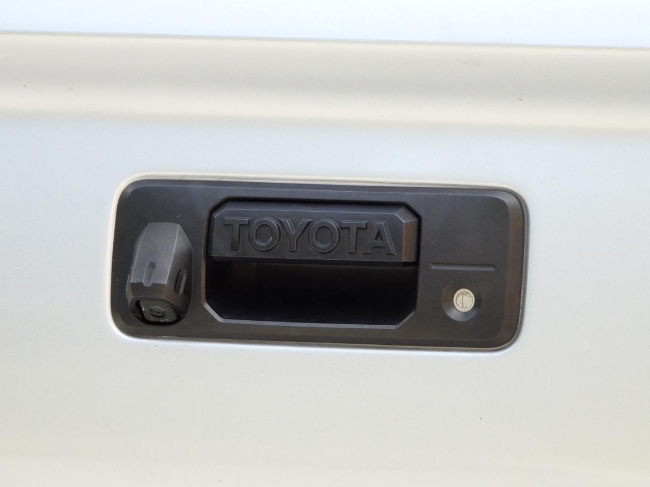 Toyota Tundra SR5 5.7L V8 Double Cab 2WD 2019