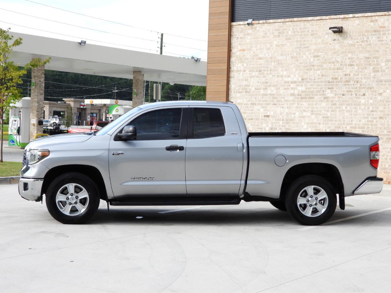Toyota Tundra SR5 5.7L V8 Double Cab 2WD 2019