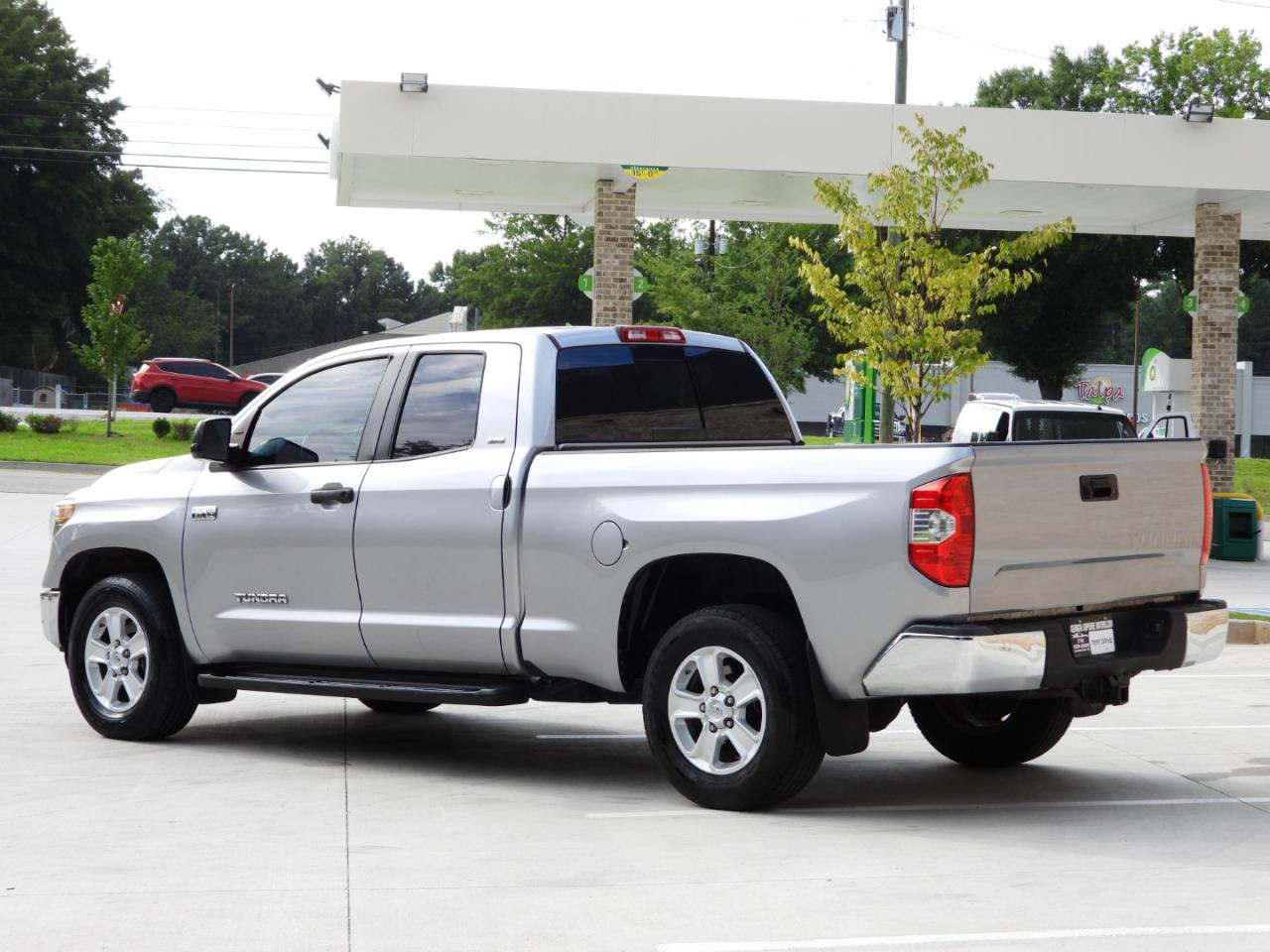 Toyota Tundra SR5 5.7L V8 Double Cab 2WD 2019