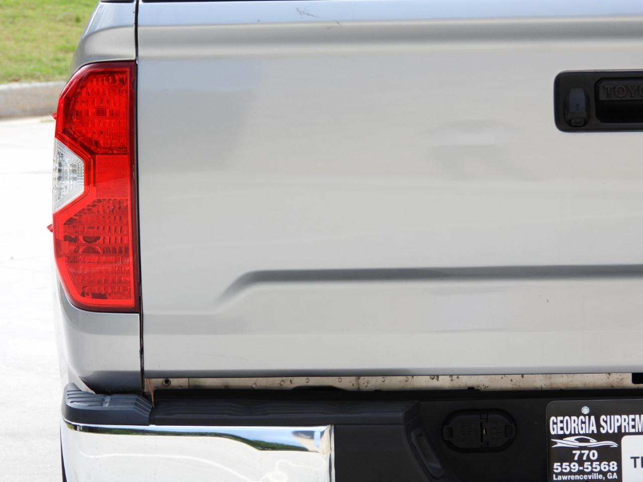 Toyota Tundra SR5 5.7L V8 Double Cab 2WD 2019