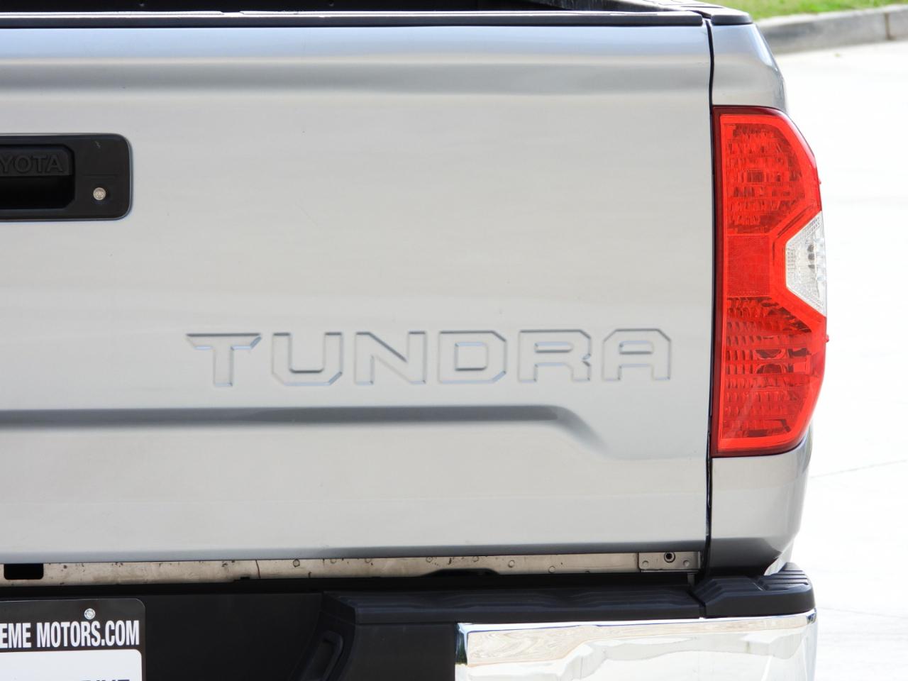 Toyota Tundra SR5 5.7L V8 Double Cab 2WD 2019