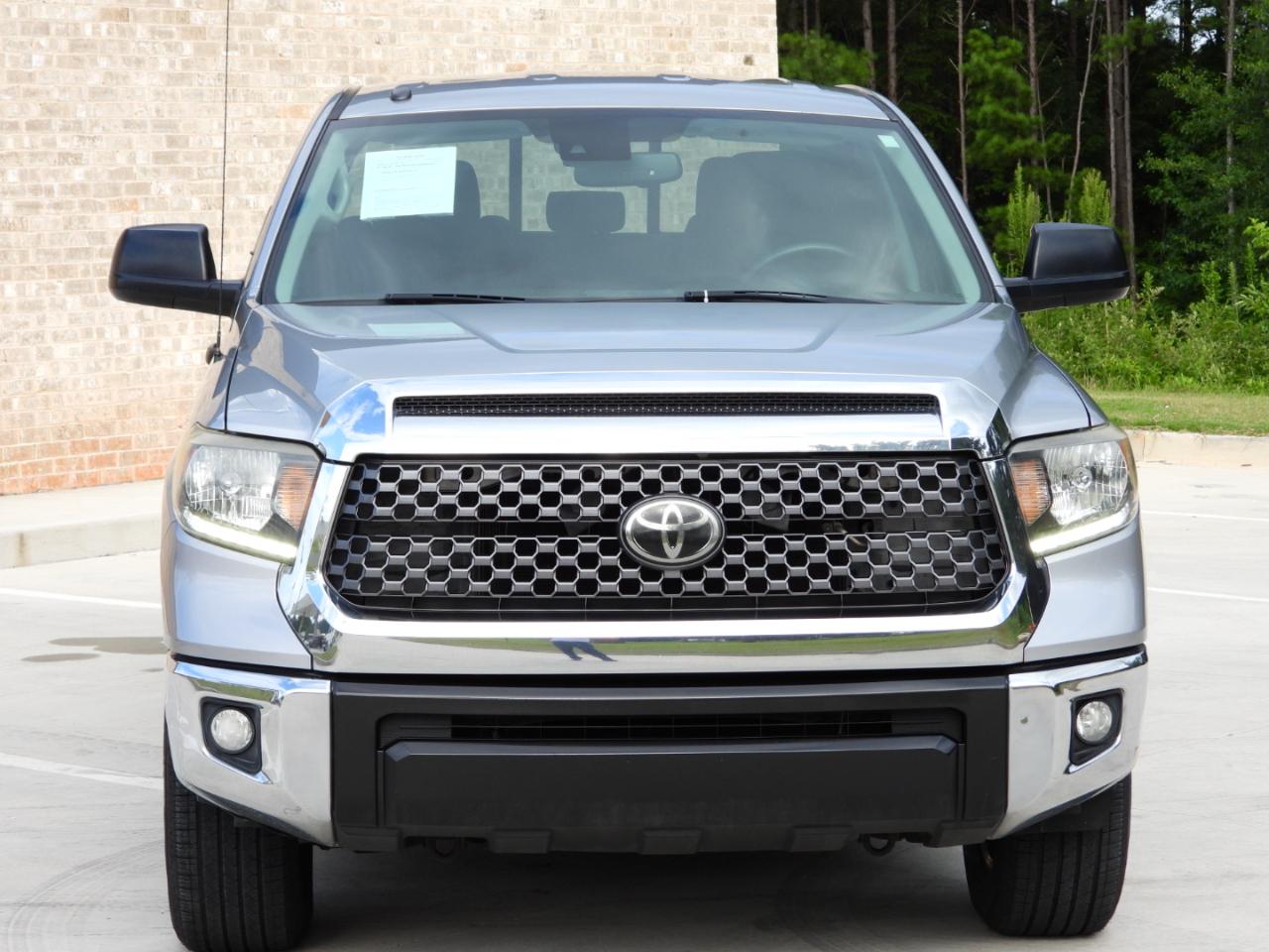 Toyota Tundra SR5 5.7L V8 Double Cab 2WD 2019