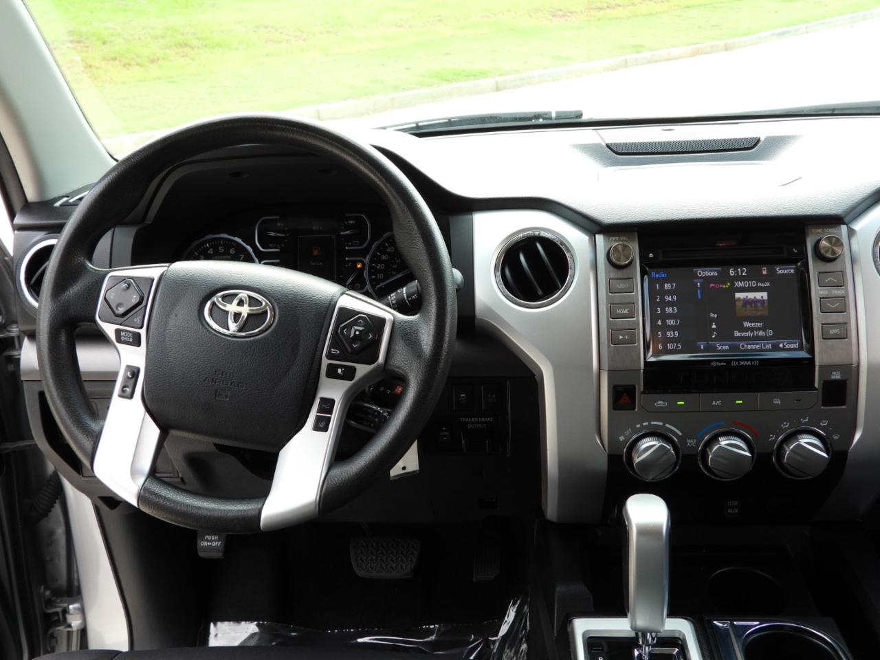 Toyota Tundra SR5 5.7L V8 Double Cab 2WD 2019