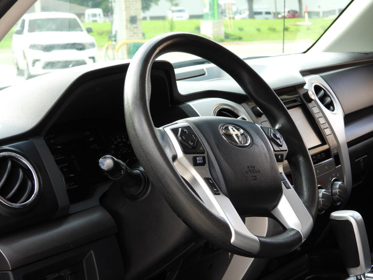 Toyota Tundra SR5 5.7L V8 Double Cab 2WD 2019