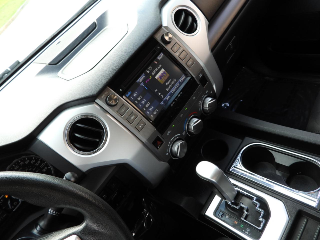 Toyota Tundra SR5 5.7L V8 Double Cab 2WD 2019