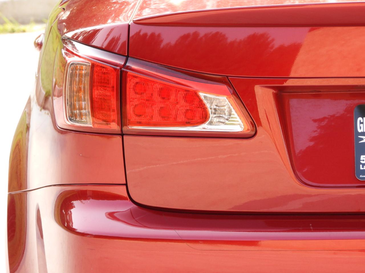 Lexus IS 250 RWD 2011