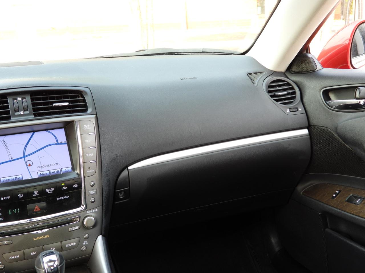 Lexus IS 250 RWD 2011
