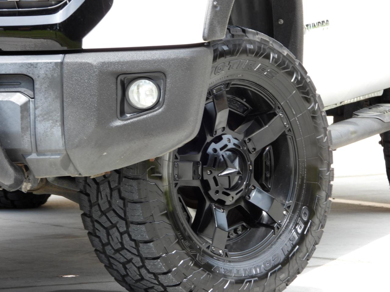 Toyota Tundra SR5 5.7L V8 CrewMax 2WD 2014