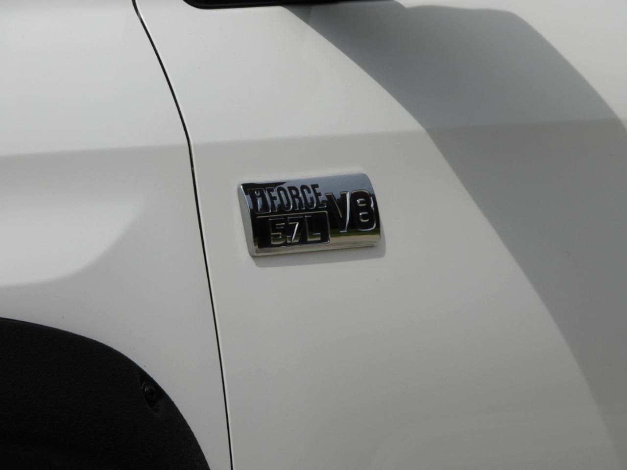 Toyota Tundra SR5 5.7L V8 CrewMax 2WD 2014