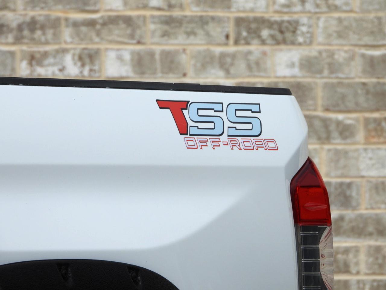 Toyota Tundra SR5 5.7L V8 CrewMax 2WD 2014