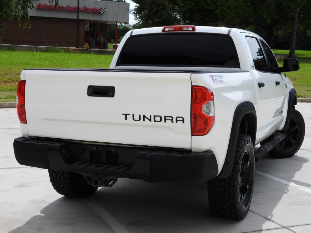 Toyota Tundra SR5 5.7L V8 CrewMax 2WD 2014
