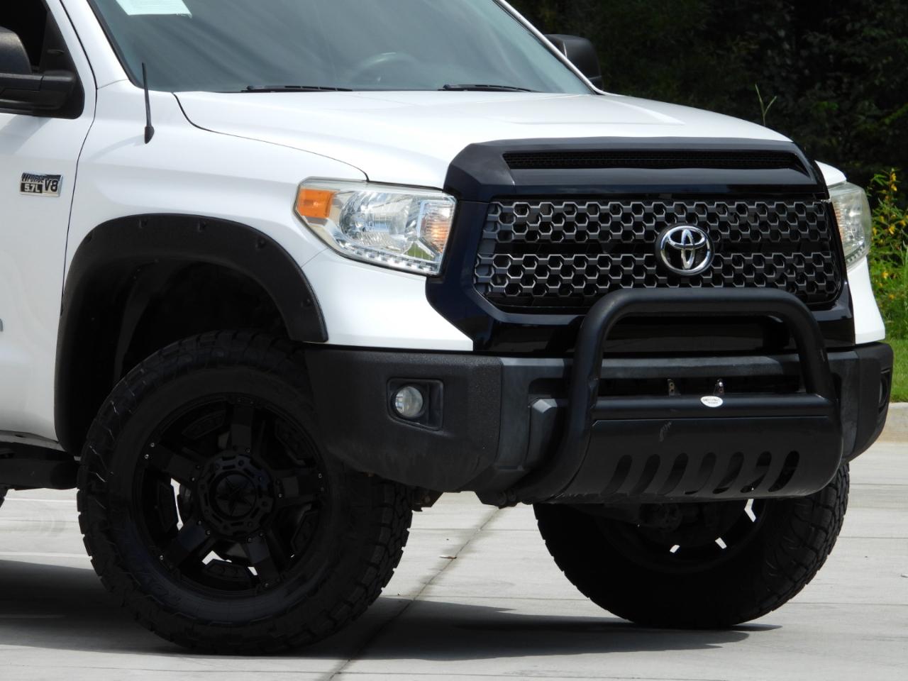Toyota Tundra SR5 5.7L V8 CrewMax 2WD 2014