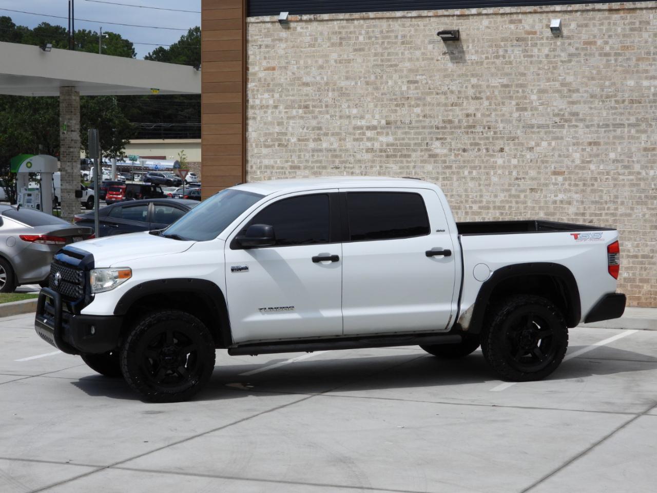 Toyota Tundra SR5 5.7L V8 CrewMax 2WD 2014