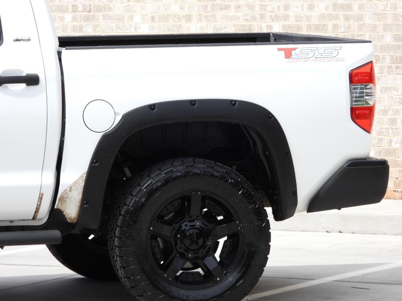 Toyota Tundra SR5 5.7L V8 CrewMax 2WD 2014