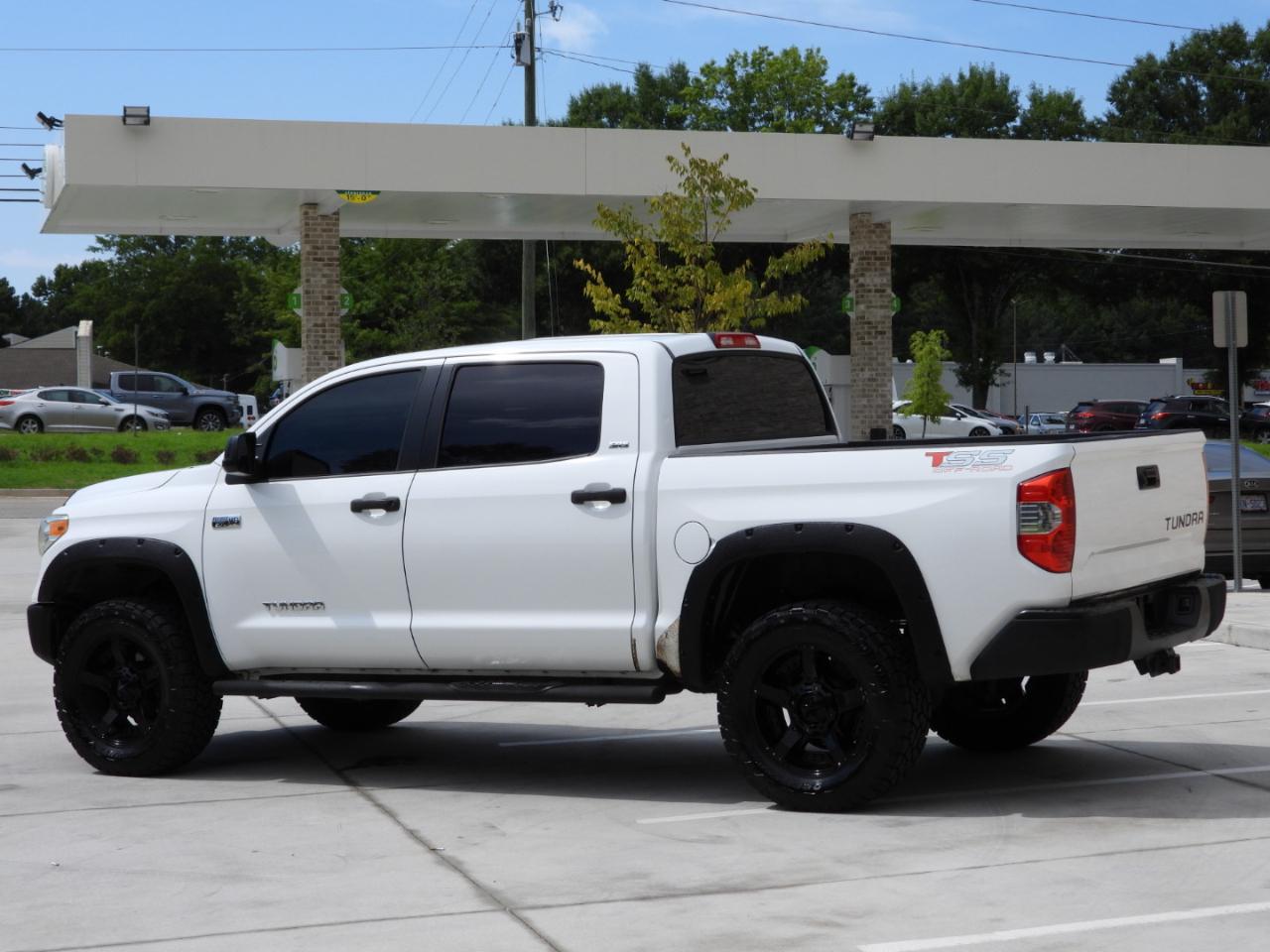 Toyota Tundra SR5 5.7L V8 CrewMax 2WD 2014