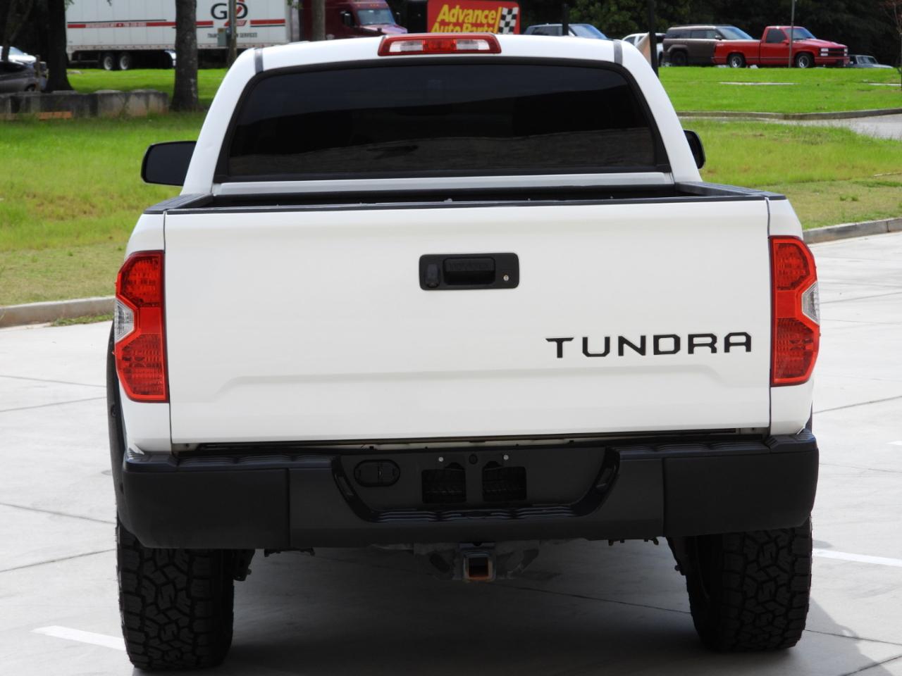 Toyota Tundra SR5 5.7L V8 CrewMax 2WD 2014