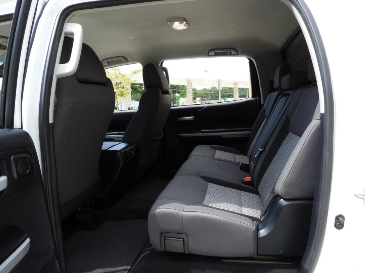 Toyota Tundra SR5 5.7L V8 CrewMax 2WD 2014