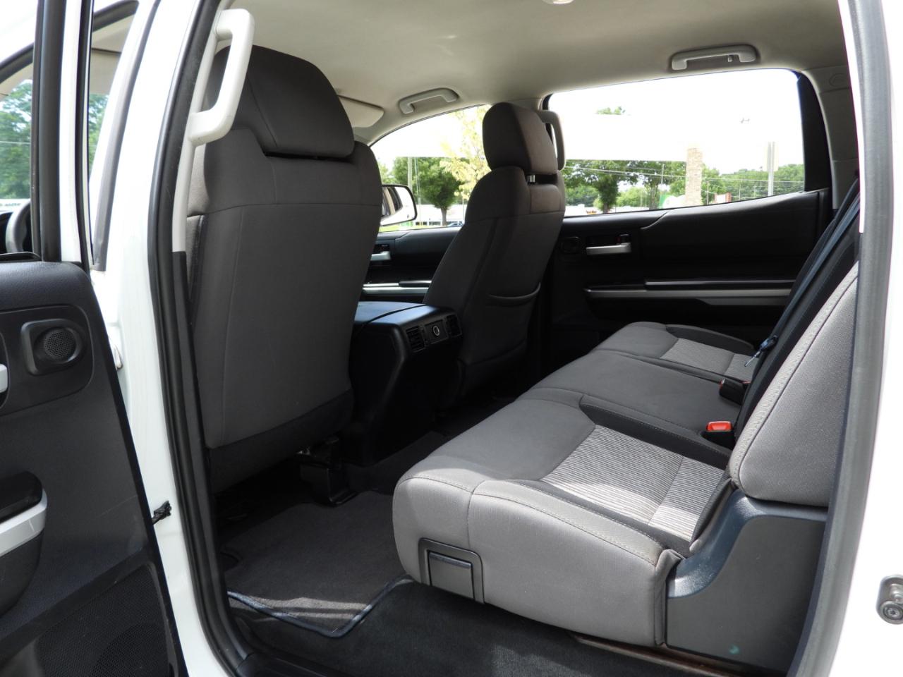 Toyota Tundra SR5 5.7L V8 CrewMax 2WD 2014