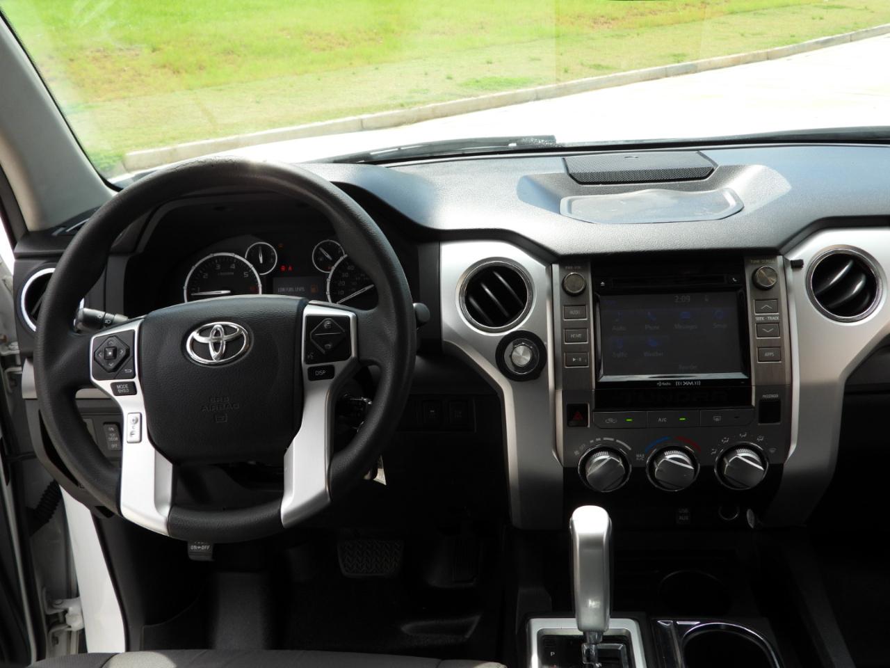 Toyota Tundra SR5 5.7L V8 CrewMax 2WD 2014