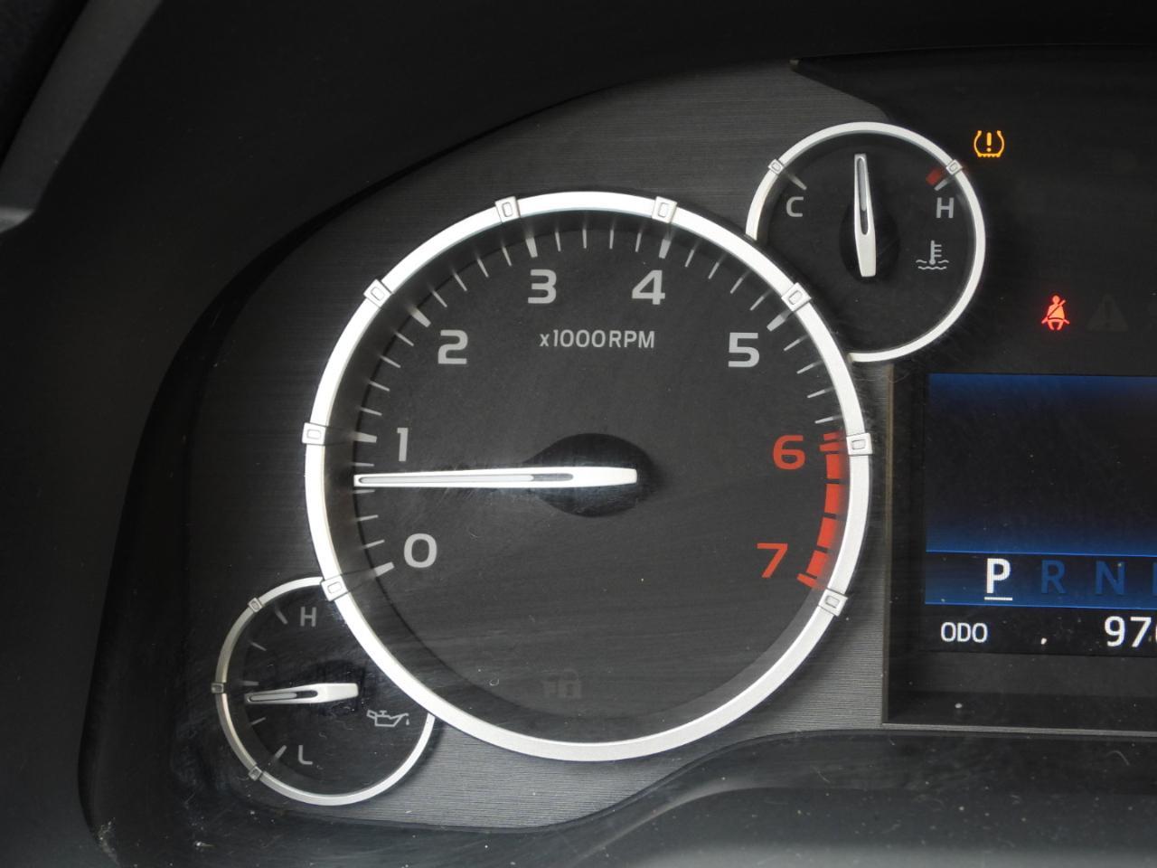Toyota Tundra SR5 5.7L V8 CrewMax 2WD 2014