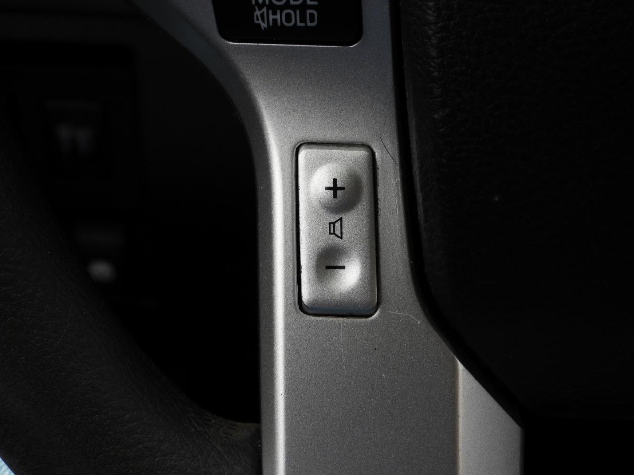 Toyota Tundra SR5 5.7L V8 CrewMax 2WD 2014