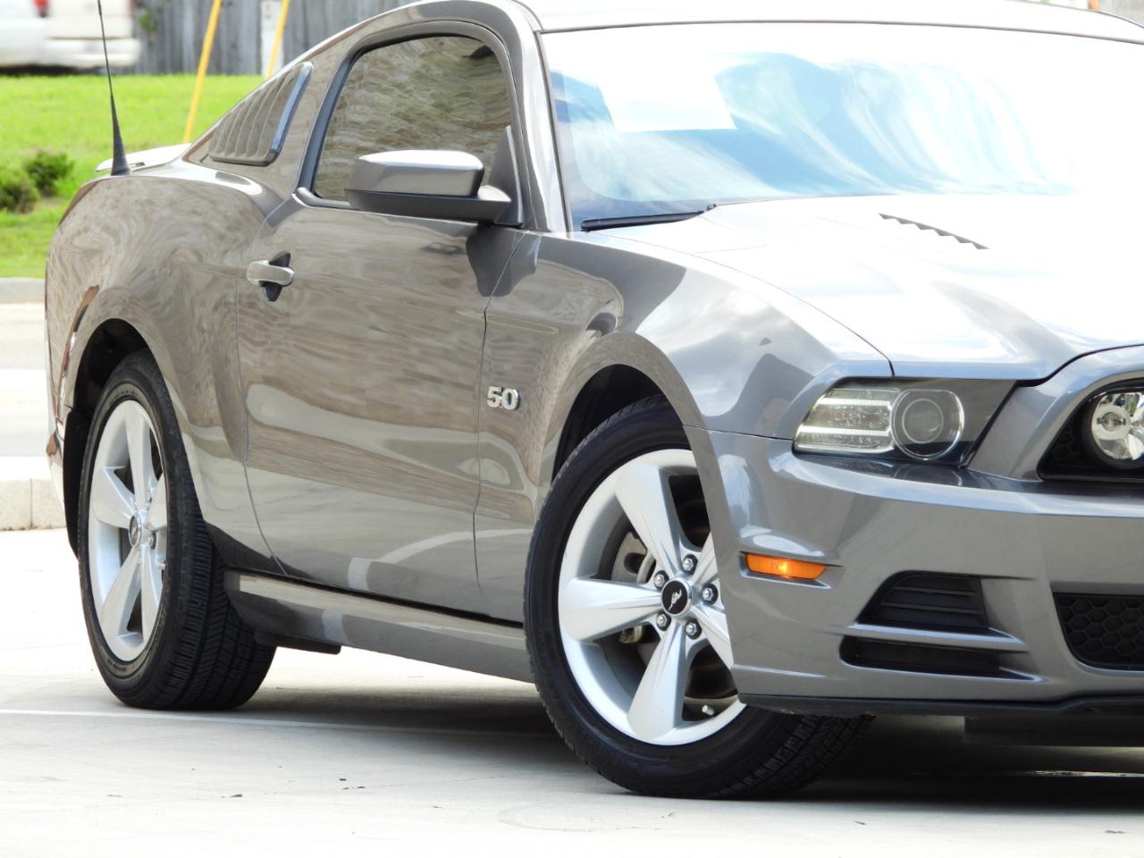 Ford Mustang GT Coupe 2014