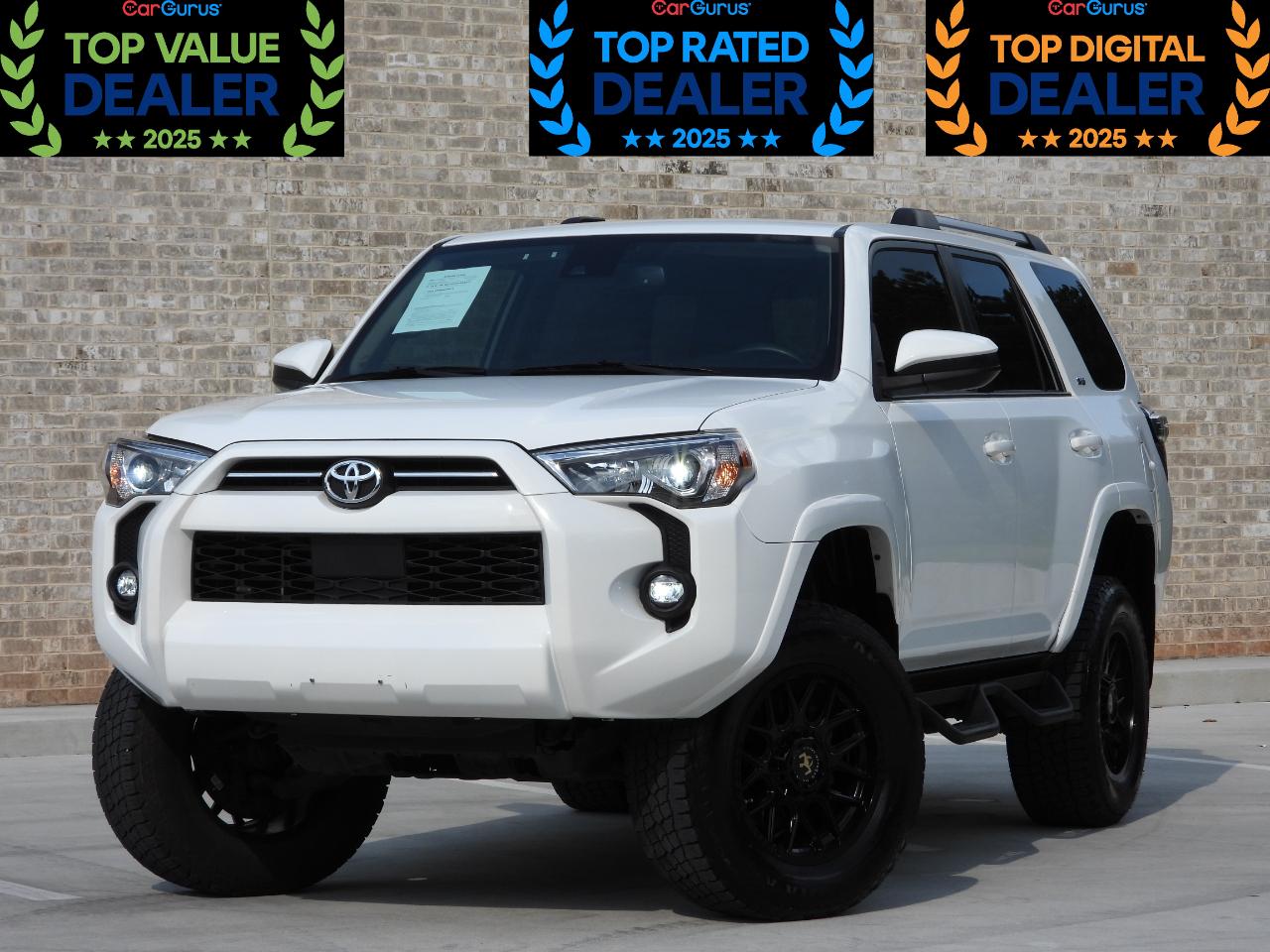 Toyota 4Runner SR5 4WD 2021