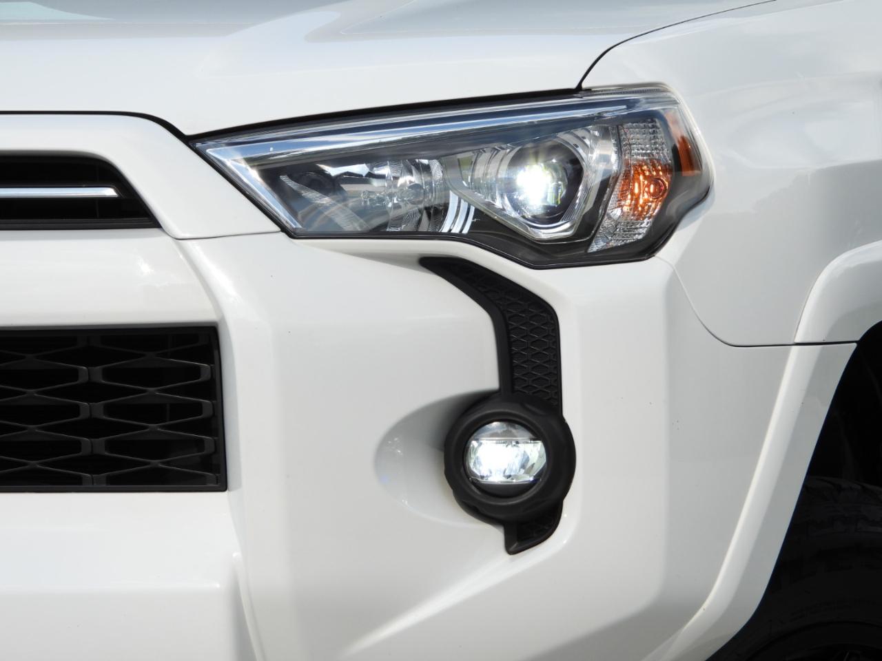Toyota 4Runner SR5 4WD 2021