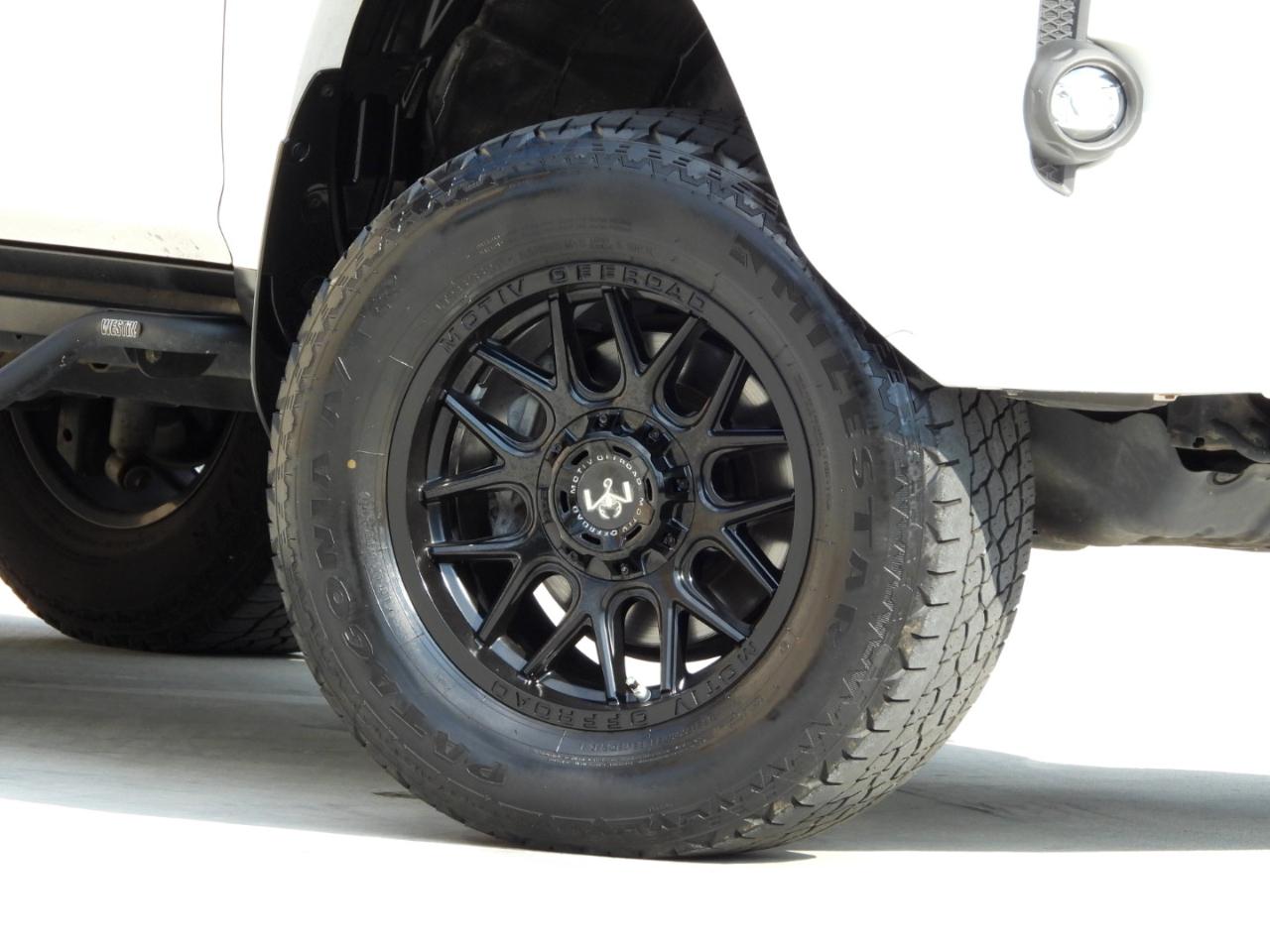 Toyota 4Runner SR5 4WD 2021