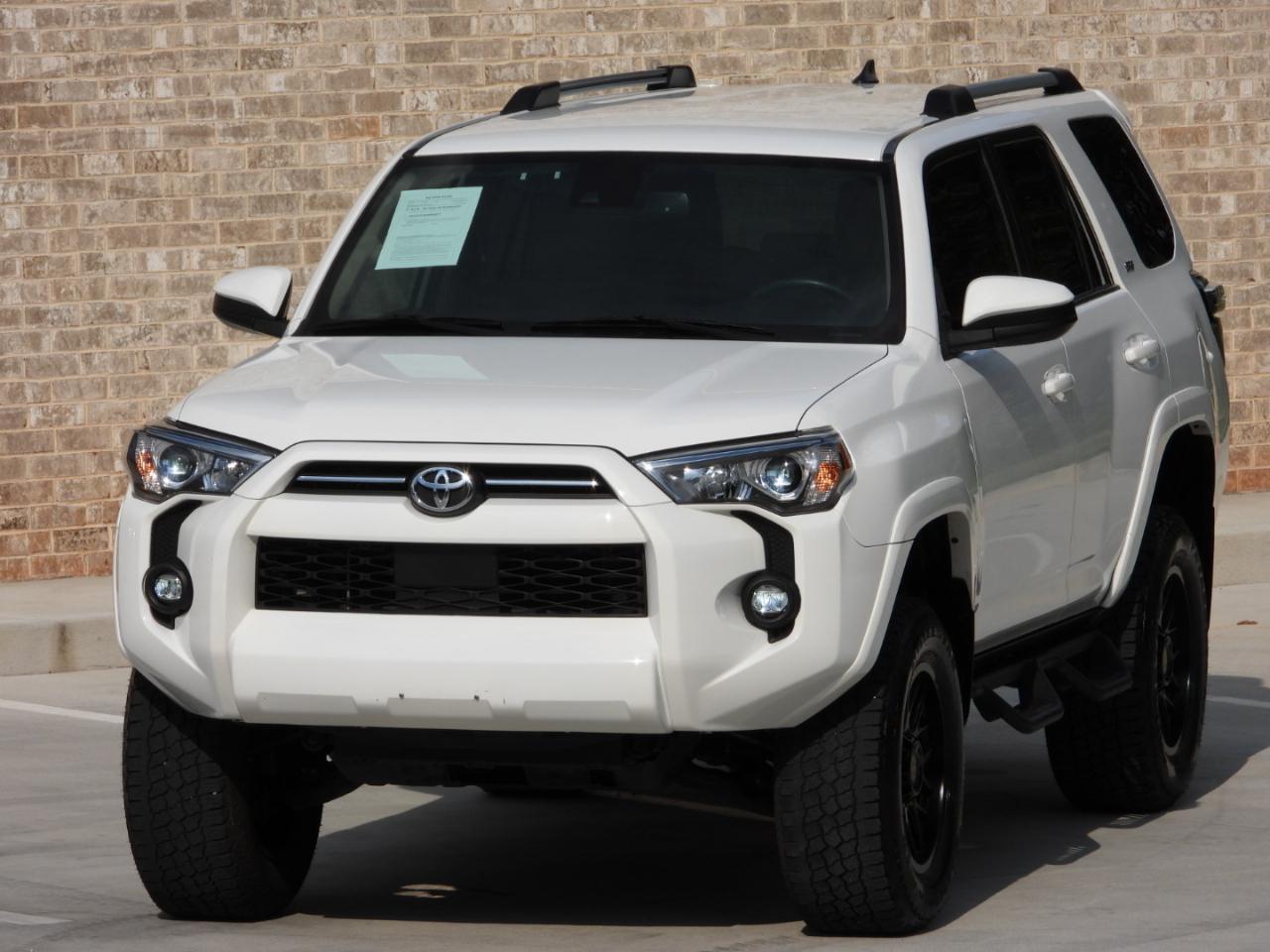 Toyota 4Runner SR5 4WD 2021