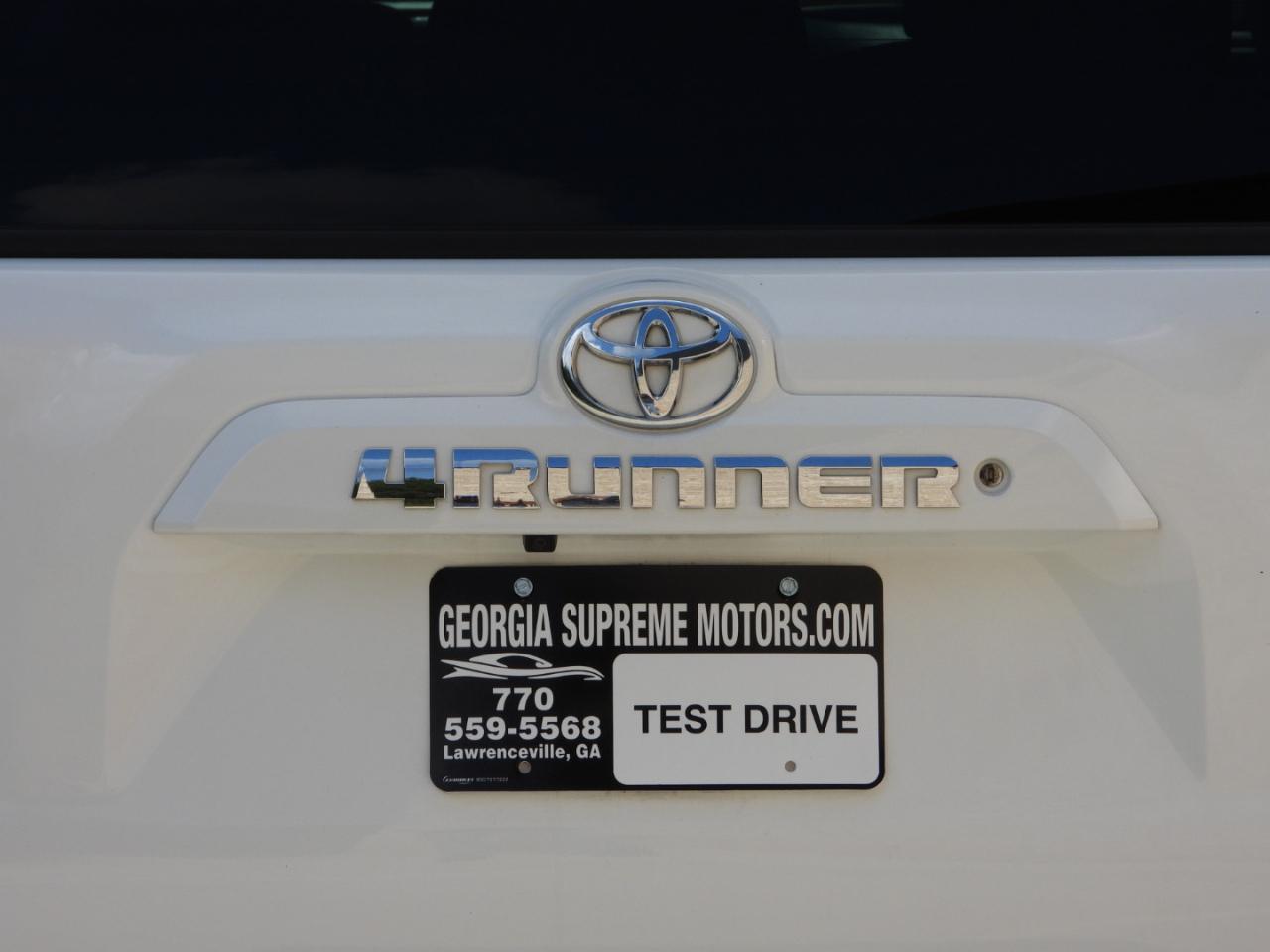 Toyota 4Runner SR5 4WD 2021