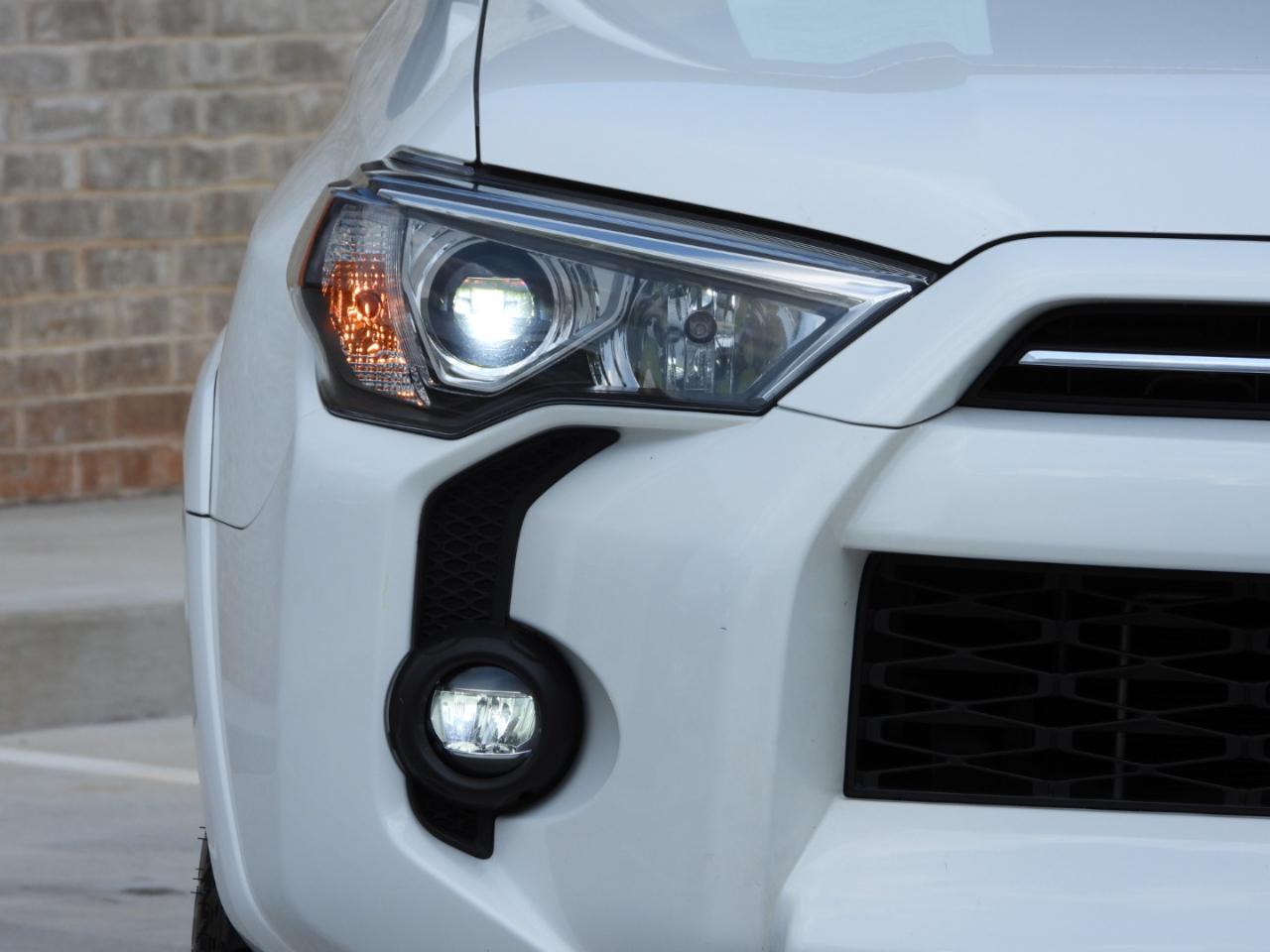 Toyota 4Runner SR5 4WD 2021