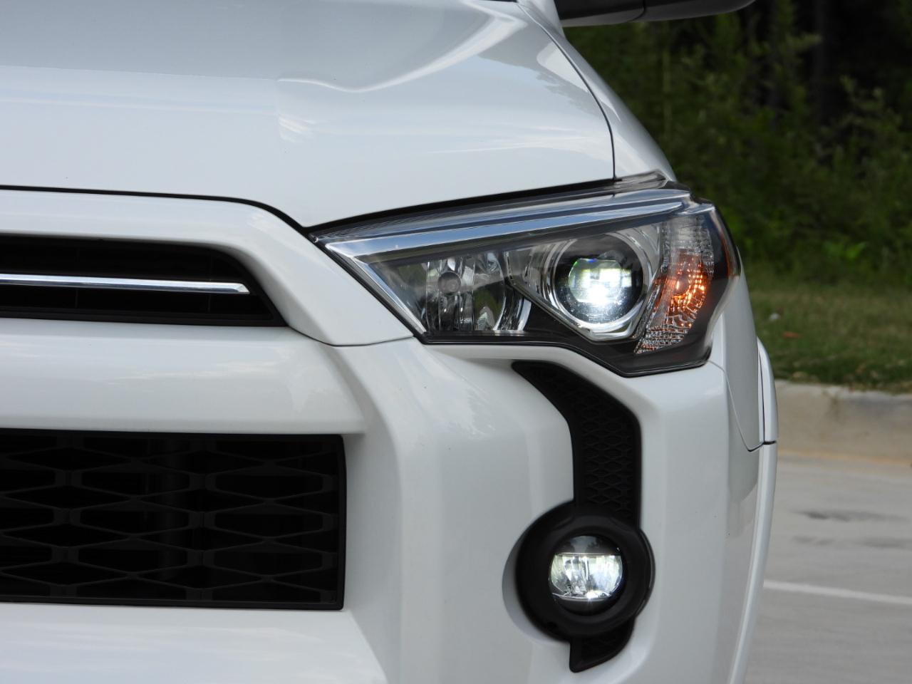 Toyota 4Runner SR5 4WD 2021