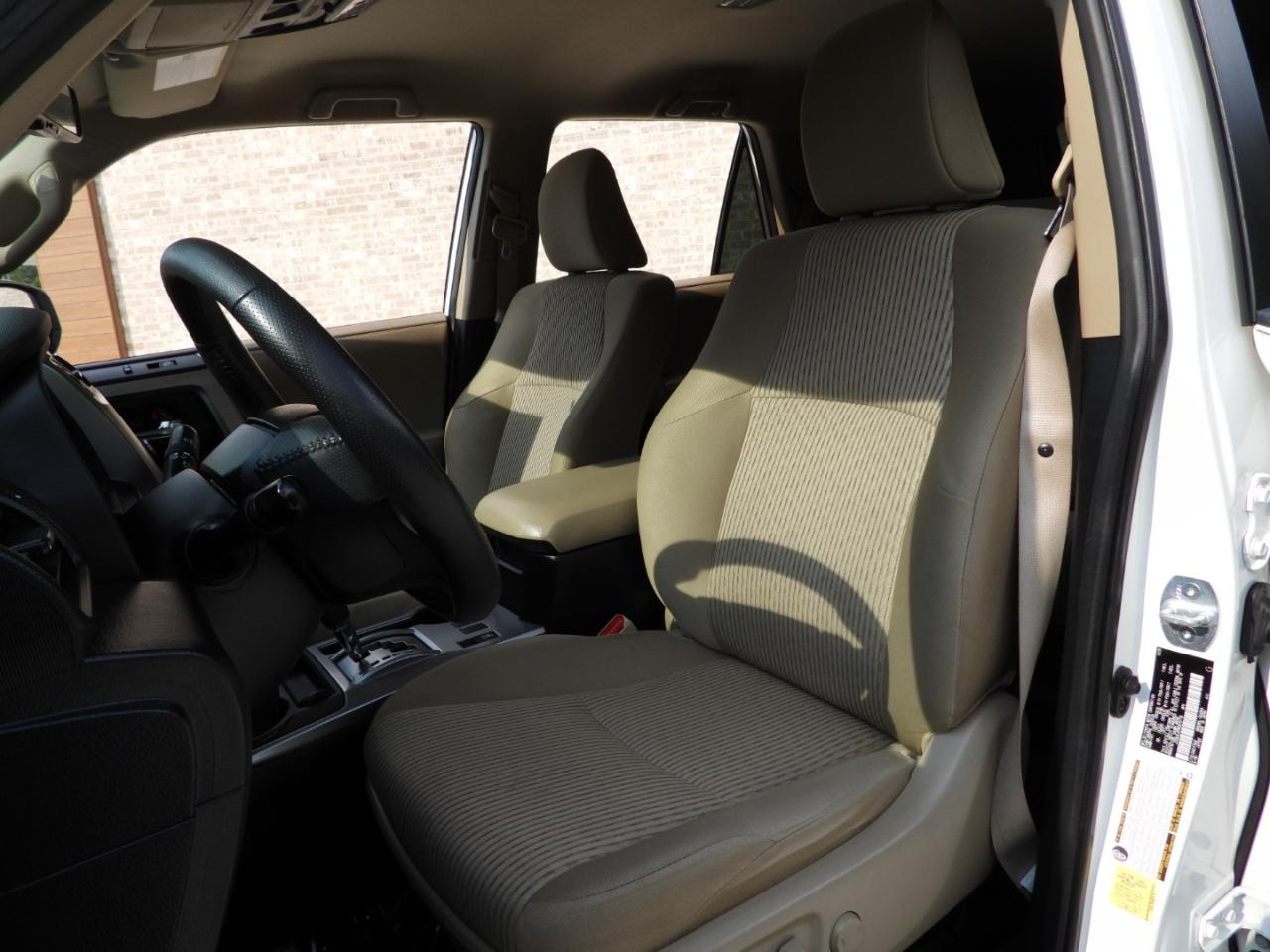 Toyota 4Runner SR5 4WD 2021