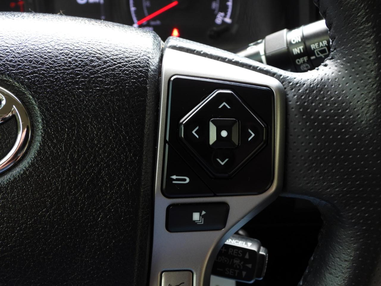 Toyota 4Runner SR5 4WD 2021