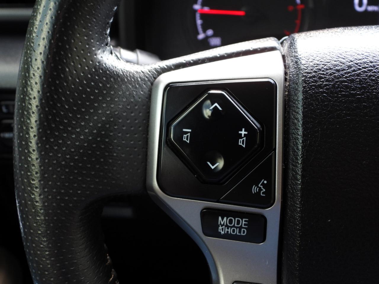 Toyota 4Runner SR5 4WD 2021