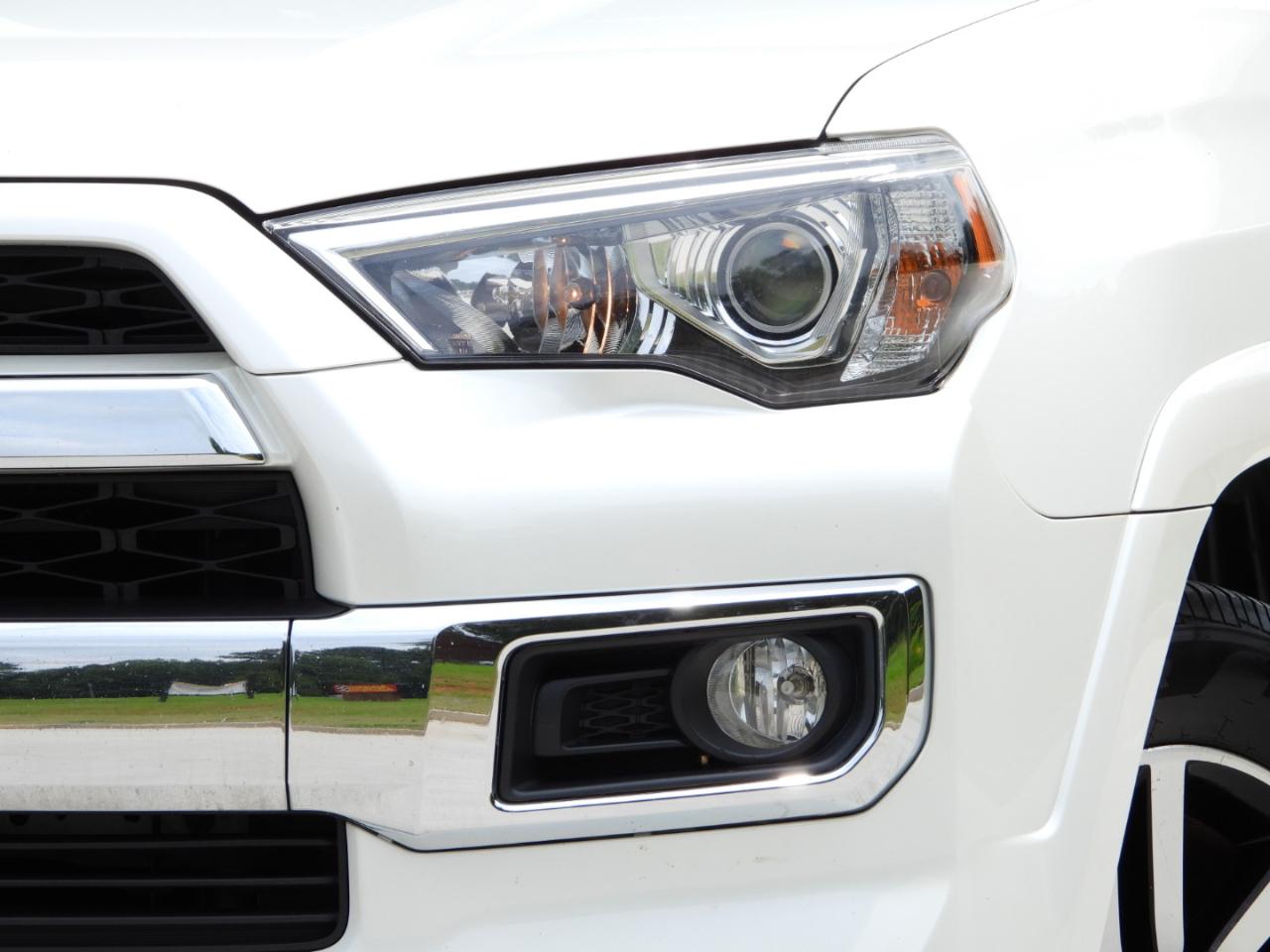 Toyota 4Runner Limited 4WD V6 2017