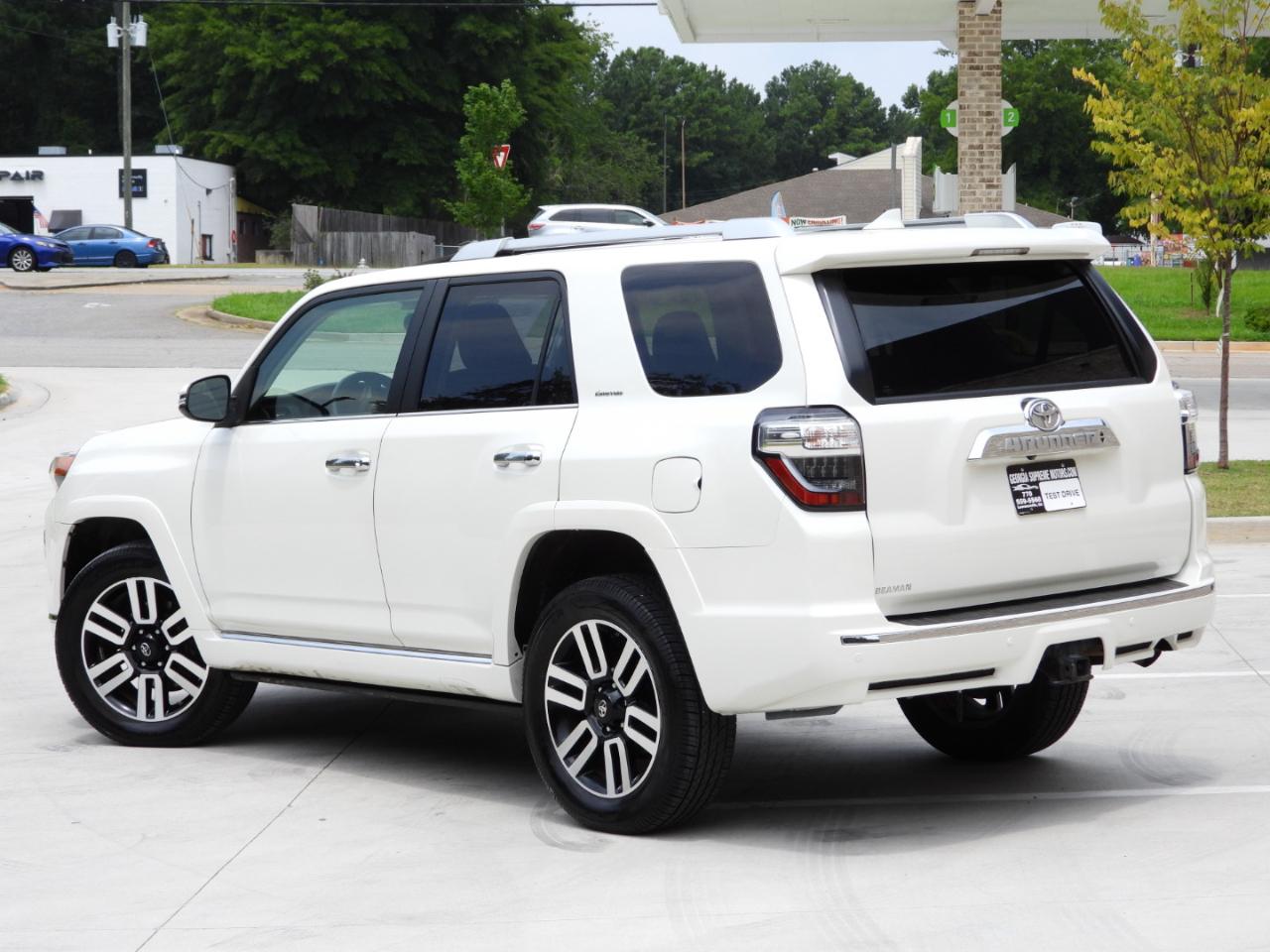 Toyota 4Runner Limited 4WD V6 2017