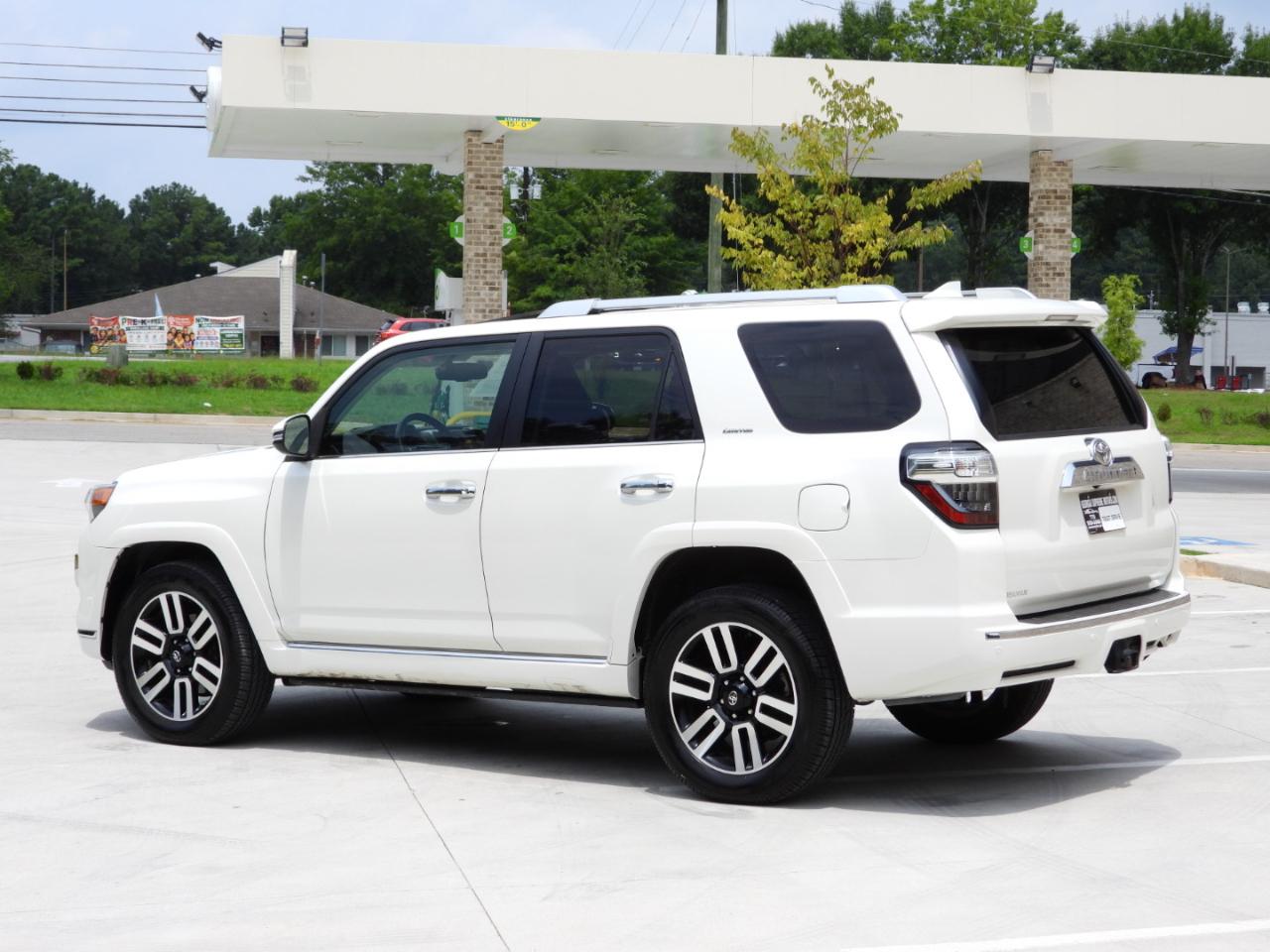 Toyota 4Runner Limited 4WD V6 2017