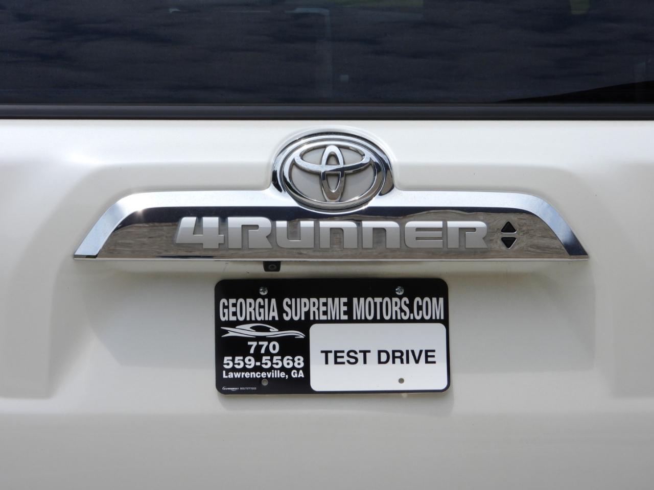 Toyota 4Runner Limited 4WD V6 2017